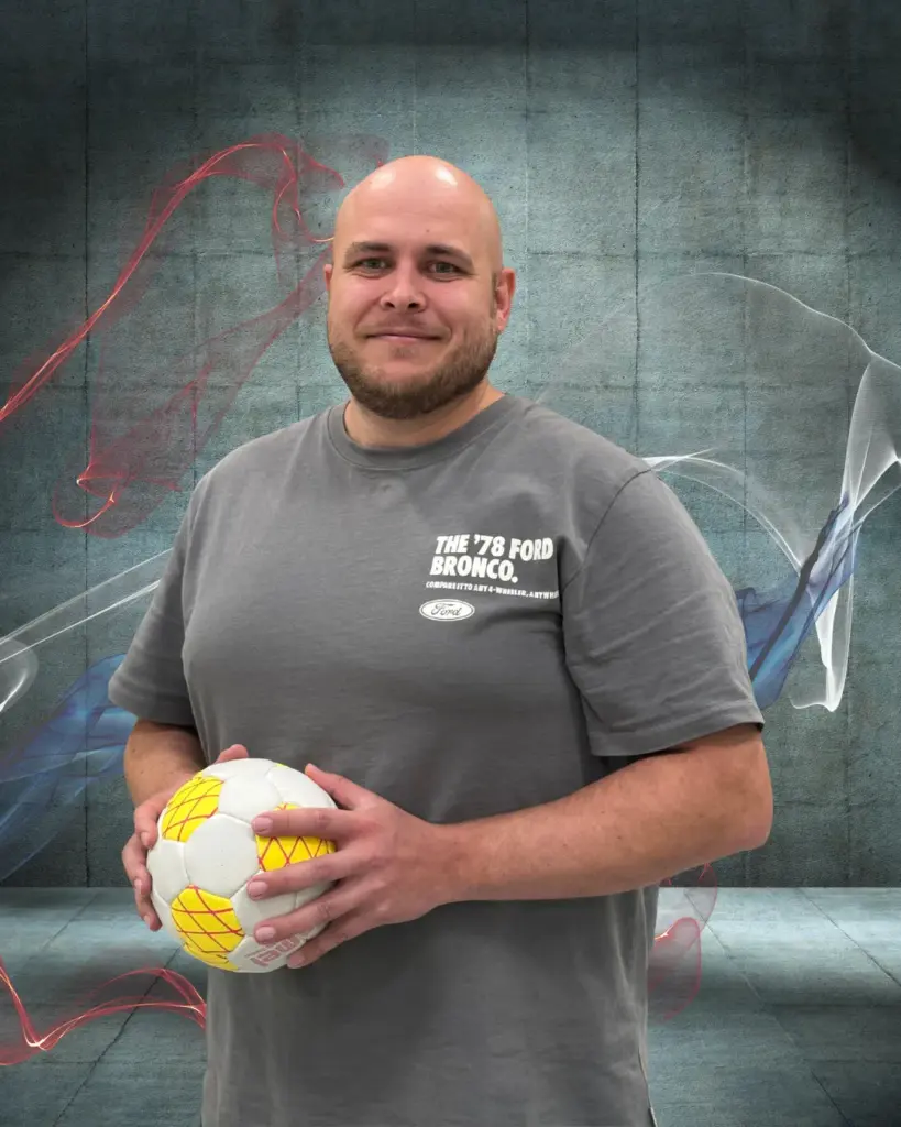 Trainer Wurfhand: links im Verein seit: 2023 bisherige Vereine: Jahrgang: 1989